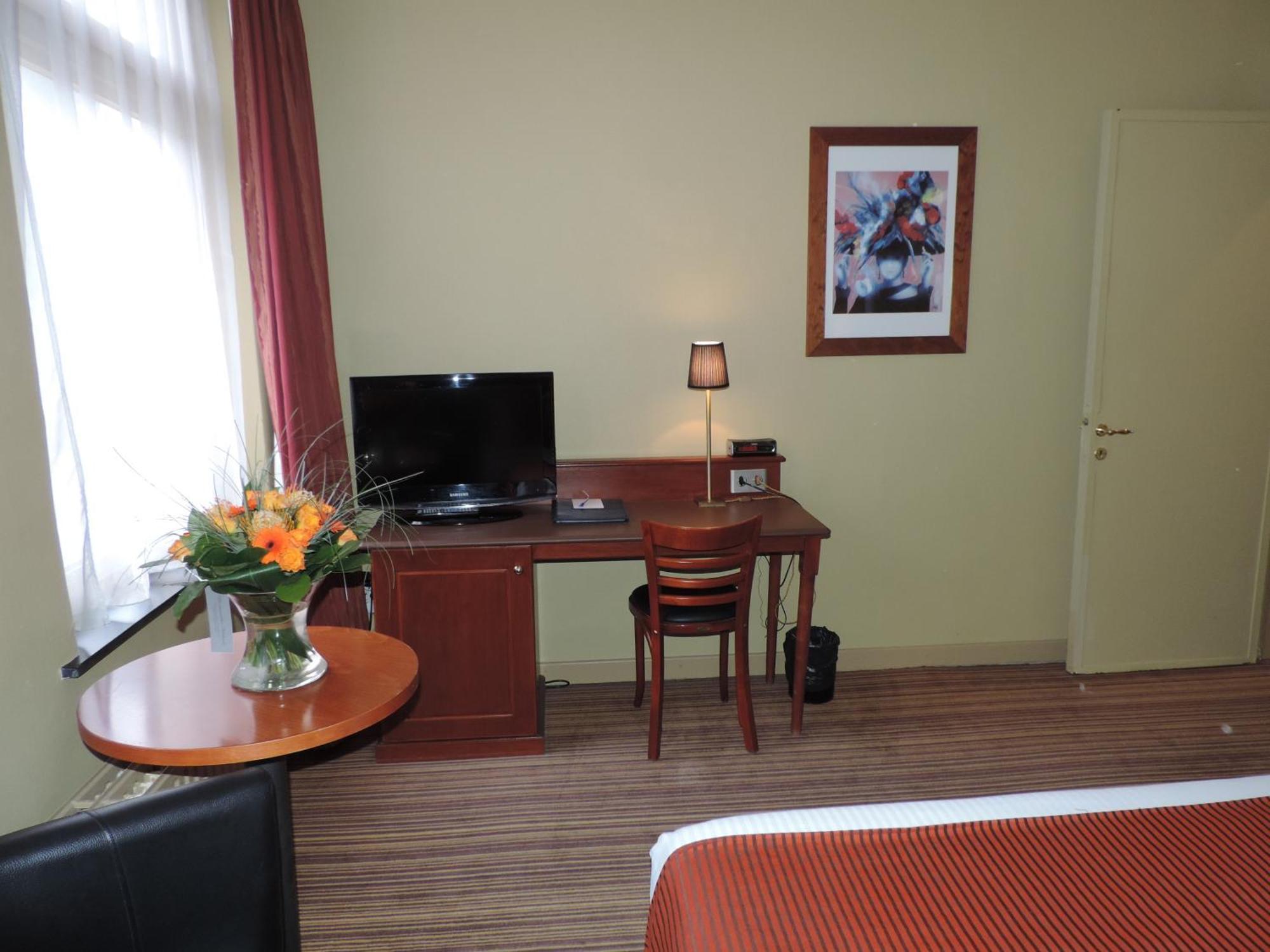 Cour St Georges Hotel Гент Екстериор снимка
